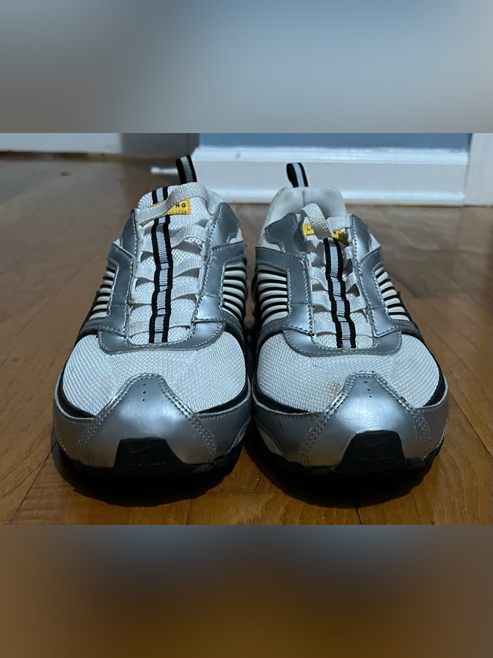 Nike Shox Turbo+ 8 Livestrong sneakers KIDS